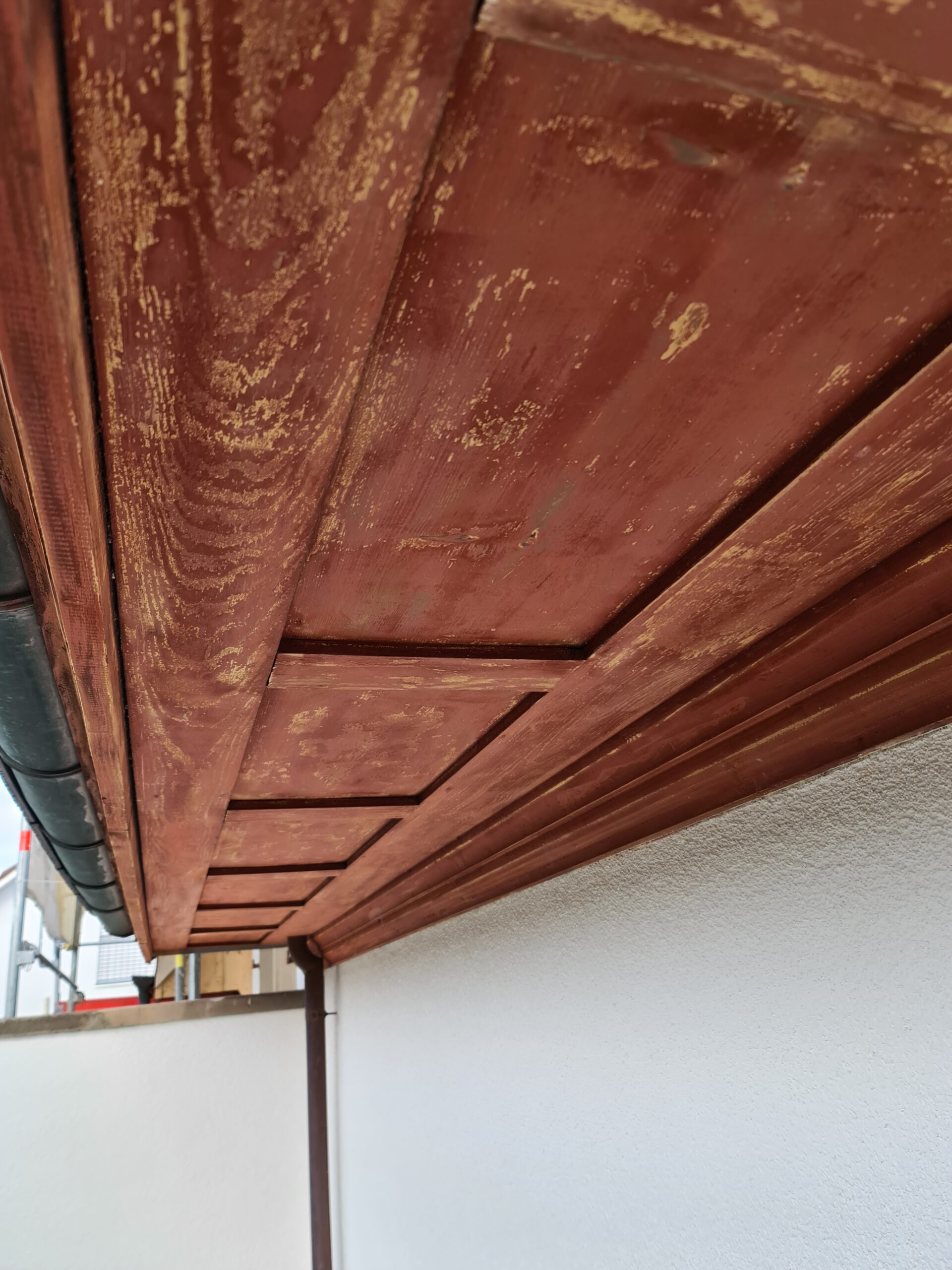 Holzwerk im Aargau – Pflege, Lasur und Schutzanstriche für langlebige, wetterfeste Holzoberflächen im Aussenbereich